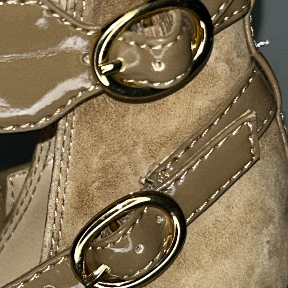 NWOT Bebe heeled faux suede PU platform sandals - Picture 7 of 8